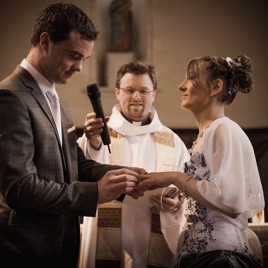 Arnoult Guillaume - un Moment de Pose - photographe mariage Nantes - eglise-26654